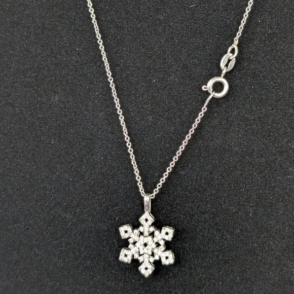 Vintage IBB Rhinestone Snowflake Necklace - Picture 5 of 6